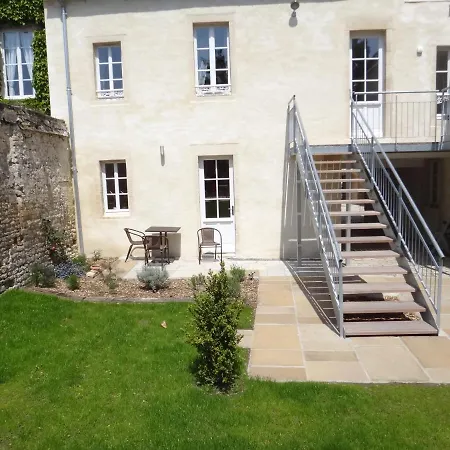 Coloniale Plein Pied Centre Pres Plages Du Debarquement Avec Terrasse Privative Et Cour Interieure * 贝叶