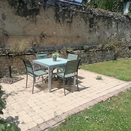 公寓 Coloniale Plein Pied Centre Pres Plages Du Debarquement Avec Terrasse Privative Et Cour Interieure 贝叶