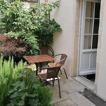 Coloniale Plein Pied Centre Pres Plages Du Debarquement Avec Terrasse Privative Et Cour Interieure 公寓 *